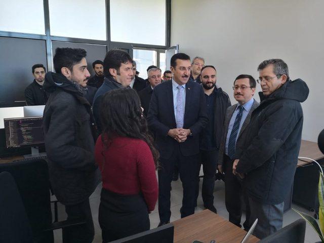 Milletvekili Tüfenkci, Teknokent’i ziyaret etti