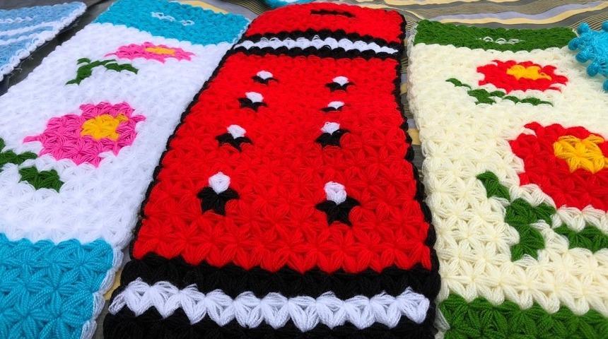 Buz gibi soğukta yaptığı el işleri b&uuml;y&uuml;k ilgi g&ouml;r&uuml;yor