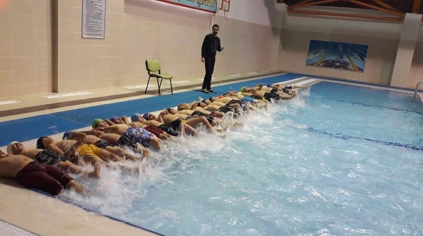 Kilis&rsquo;te &ldquo;Y&uuml;zme Bilmeyen Kalmasın&rdquo; Projesi