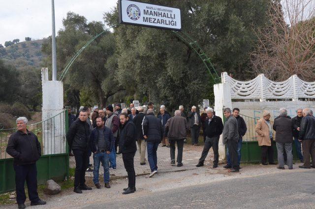 Nazilli'nin 'efsane gazozcusu' öldü (2)