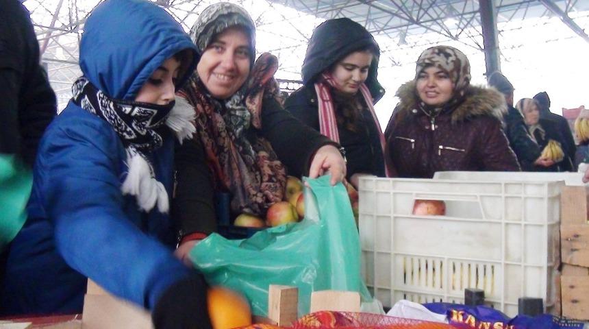 Otizmli &ccedil;ocuklar pazarcılık yaptı