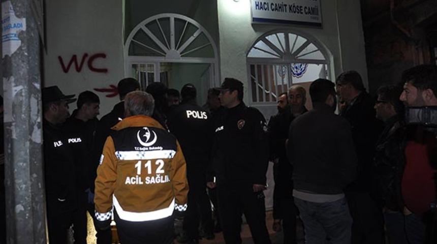 Cami tuvaletinde korkunç olay! Hemen polisi aradı