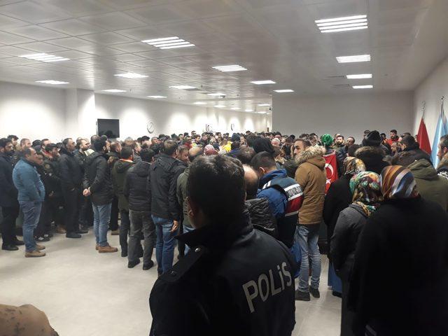 &Ccedil;ığda şehit olan Uzman &Ccedil;avuş Din&ccedil; in cenazesi Giresun da 3