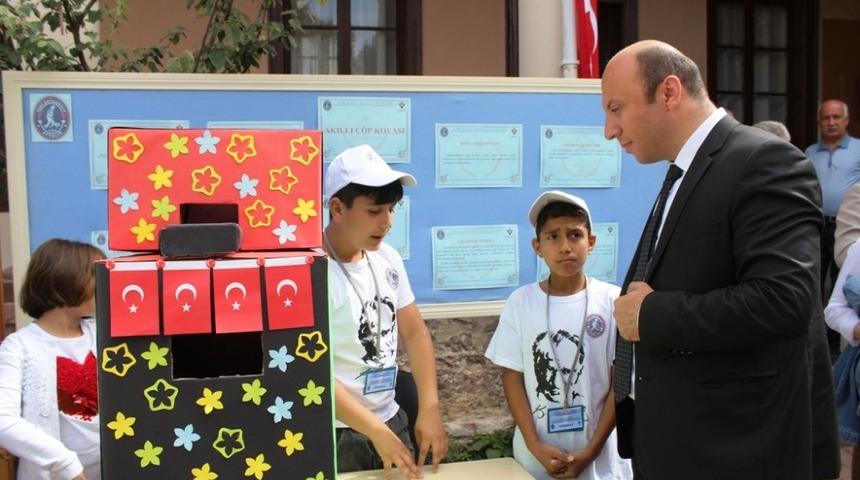 Ayvalık&rsquo;ta 7 okula T&Uuml;BİTAK desteği