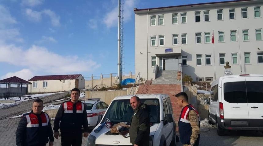 Jandardan &rsquo;Gece far&rsquo; avcılarına operasyon