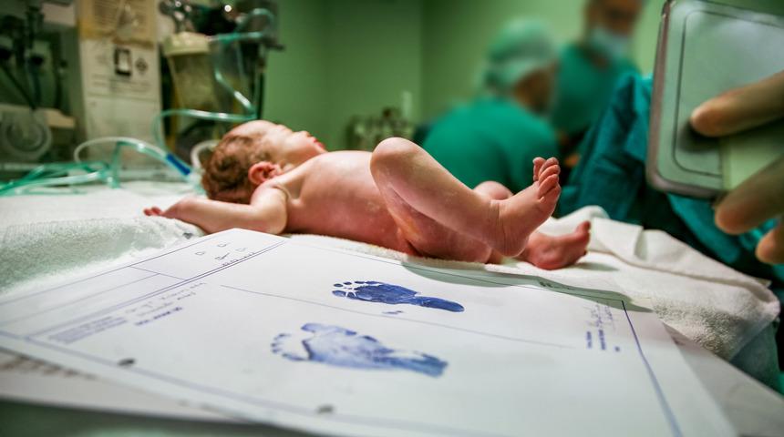 Bebeklerde böbrek genişlemesi neden olur, belirtileri ve tedavisi nasıldır?