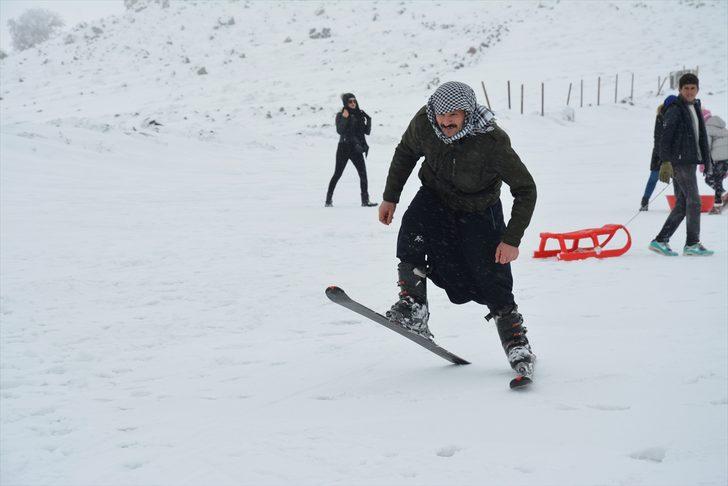 Güneydoğu'nun "Uludağ"ında kayak sezonu açıldı  G3