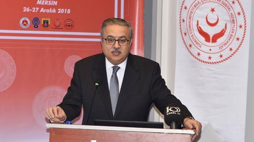 Vali Su: "Aile i&ccedil;erisinde huzur, sevgi, saygı ve sabırla sağlanır&rdquo;