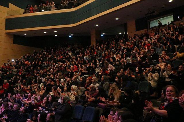 Koliva’dan SAÜ’de coşkulu konser