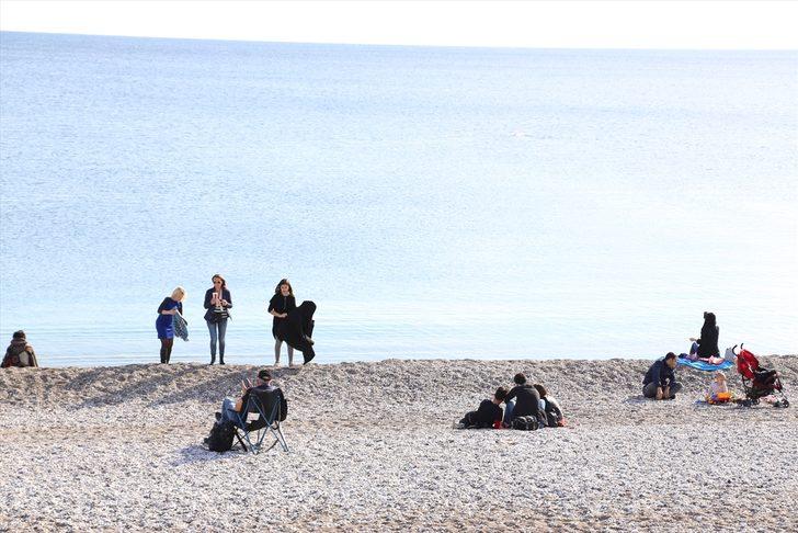 Antalya'da Aralık ayında deniz keyfi  G1