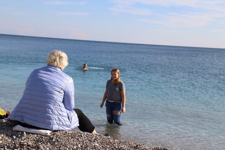 Antalya'da Aralık ayında deniz keyfi  G5