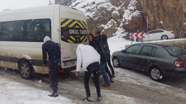 Şarampole devrilen iş makinesinin operatörü öldü