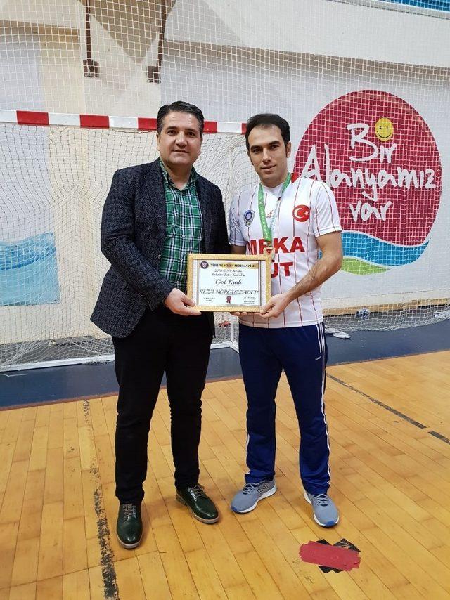 Hokey Türkiye Süper Ligi Gol Kralı Polisgücü’nden Reza Noruzzadeh Oldu