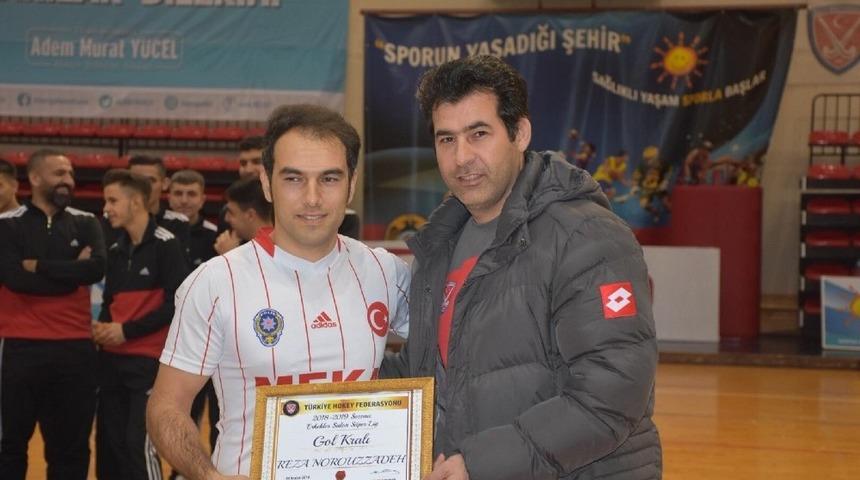 Hokey T&uuml;rkiye S&uuml;per Ligi Gol Kralı Polisg&uuml;c&uuml;&rsquo;nden Reza Noruzzadeh Oldu