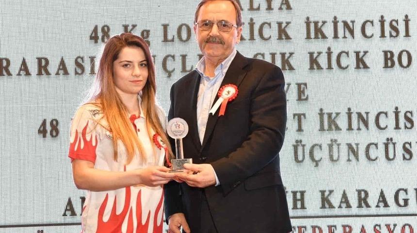 Şahin: &ldquo;Samsun&rsquo;da spor altyapısı sorunu kalmadı&rdquo;