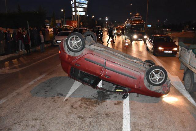 İnegöl'de takla atan otomobildeki kadın yolcu yaralandı