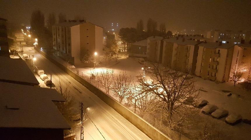 Tatvan’da okullara kar tatili