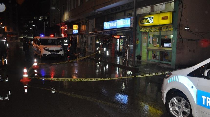 Cadde ortasında darp edildi