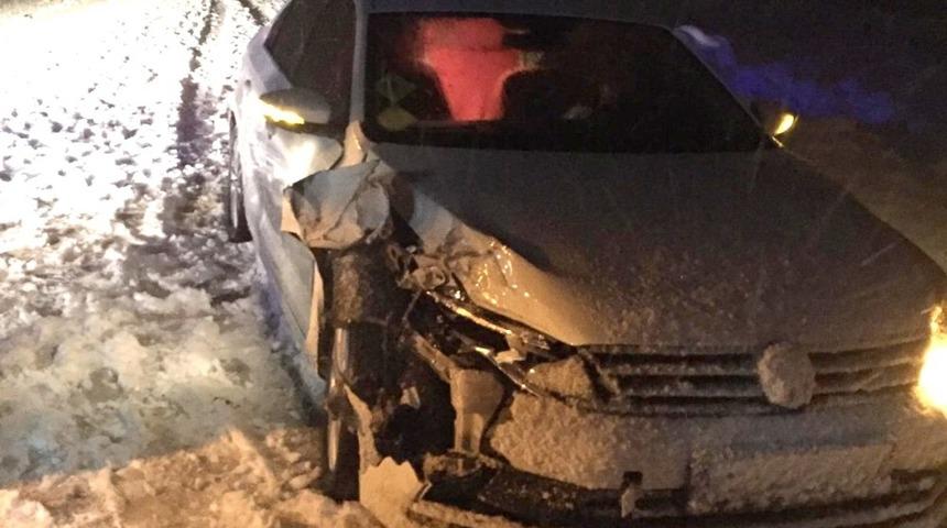 Otomobil ile hafif ticari ara&ccedil; &ccedil;arpıştı