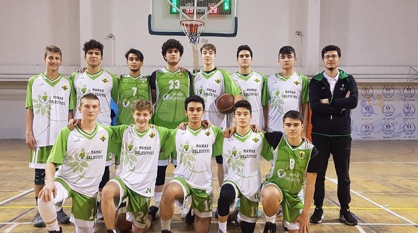 Mamak play-off’lara kaldı