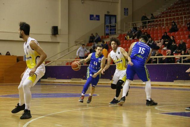 Denizli Basket yeni yıla namaglup girdi