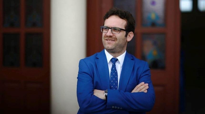 Do&ccedil;. Dr. Ahmet T&uuml;rkan&rsquo;dan &rsquo;Ermeni tehciri&rsquo; ger&ccedil;eğini aydınlatan eser