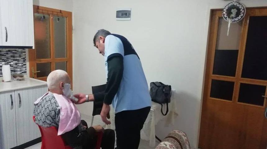 Yunusemre kimsesizlerin kimsesi oldu