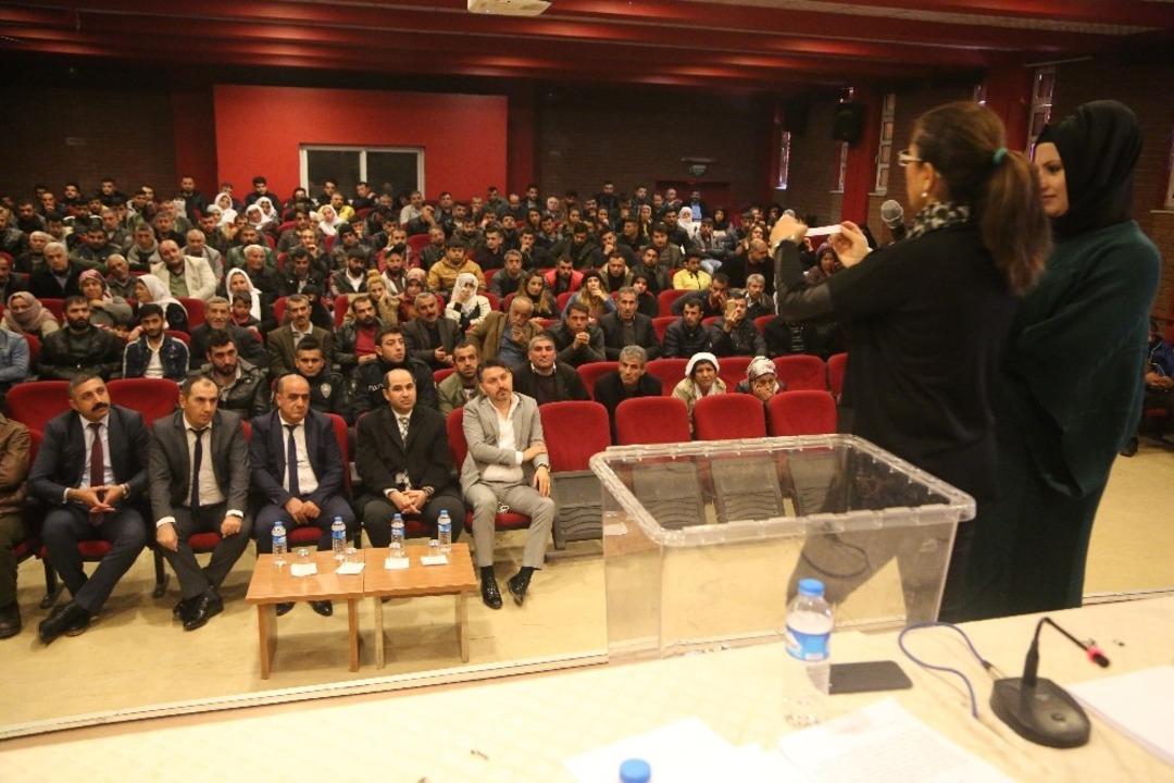 Silopi&rsquo;de 95 kişilik iş ilanına 3 bin 657 kişi başvurdu