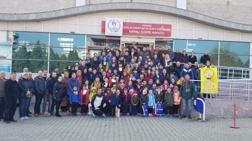 &Ouml;nce antrenman ardından yılbaşı kutlaması