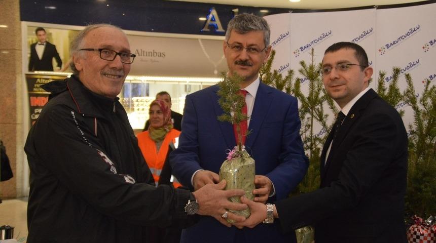 Kastamonu&rsquo;da 4 bin adet fidan dağıtımı ger&ccedil;ekleştirildi