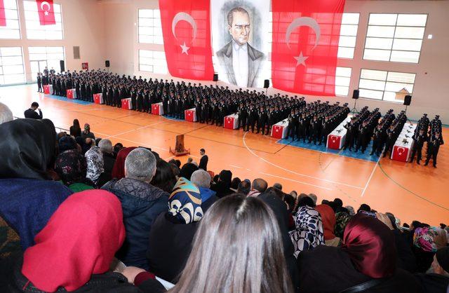 Yozgat'ta 339 polis adayı mezun oldu