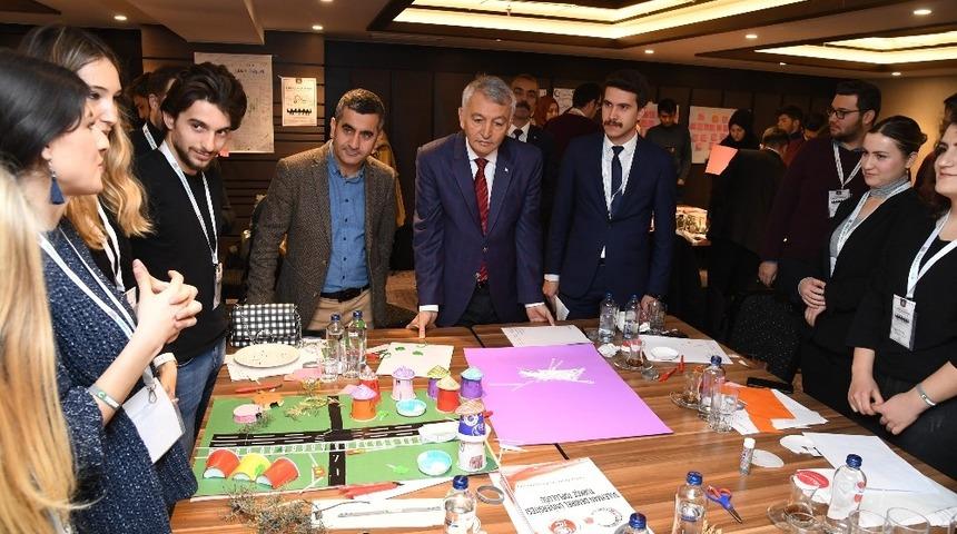 Isparta Belediyesi 1. Gen&ccedil;lik &Ccedil;alıştayı