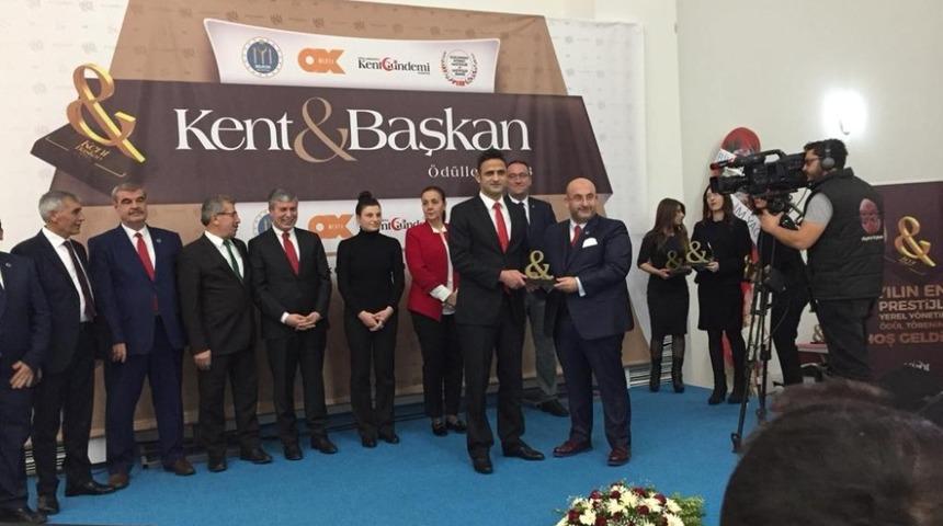 Vali Yardımcısı Kaya &ouml;d&uuml;llendirildi