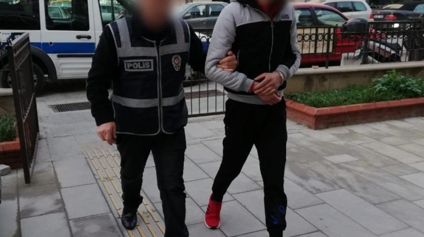 Kuşadası&rsquo;nda hırsızlık ş&uuml;phelisi 2 şahıs yakalandı