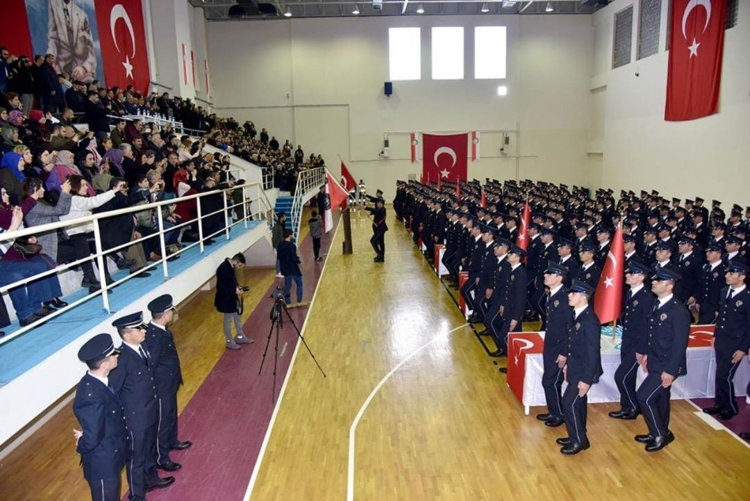 Karaman POMEM&rsquo;de 262 polis adayı mezun oldu