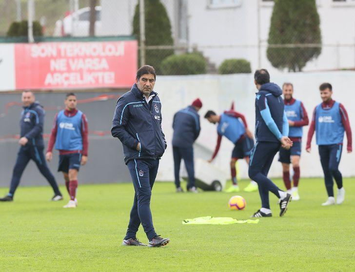 Trabzonspor'da 8 isim kamp kadrosunda yok G1