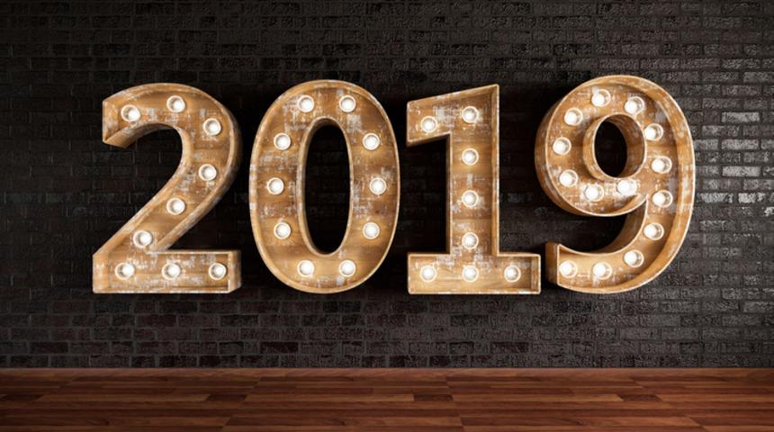 Kısa yeni yıl mesajları: 2019’a girerken Whatsapp, SMS, Twitter, Instagram için en güzel kısa yeni yıl mesajları... 