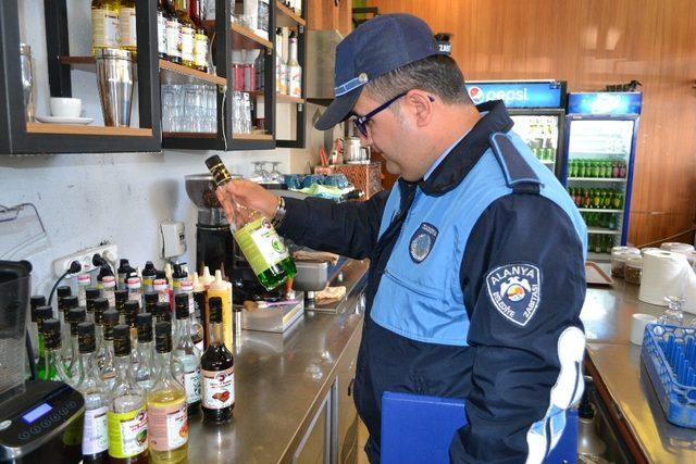 Alanya&rsquo;da eğlence mekanları denetlendi 3