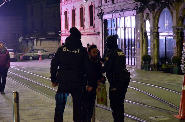 İstiklal caddesinde bekçiler de görev yapıyor