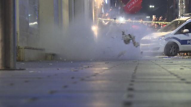 İstiklal Caddesi'nde şüpheli çanta fünye ile patlatıldı