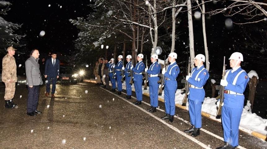 Vali Taşbilek&rsquo;ten yeni yıl ziyaretleri
