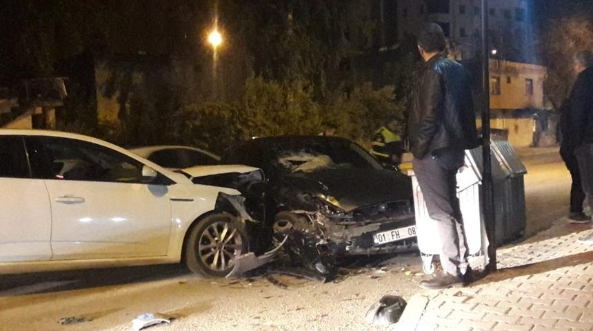Kozan&rsquo;da trafik kazası: 2 yaralı