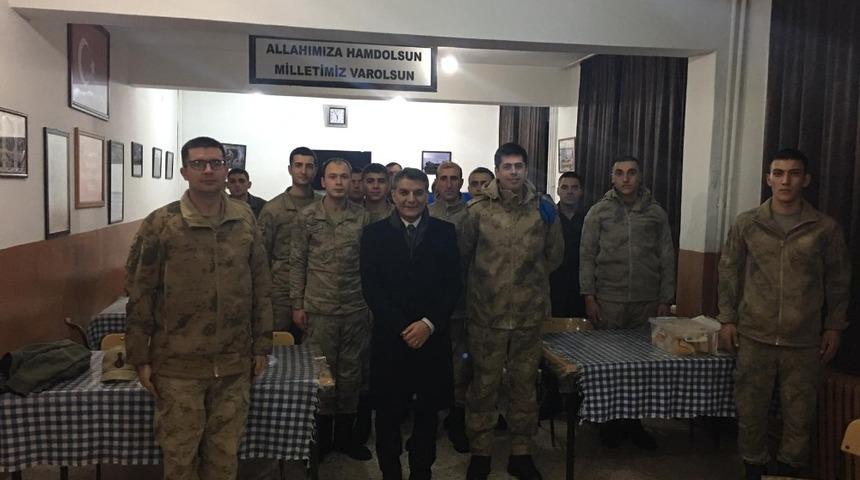 Kaymakam &Ouml;zkan&rsquo;dan g&uuml;venlik g&uuml;&ccedil;lerine moral ziyareti