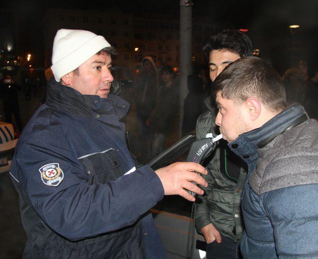 Son trafik denetimini yılbaşı gecesi yaparak emekli oldu