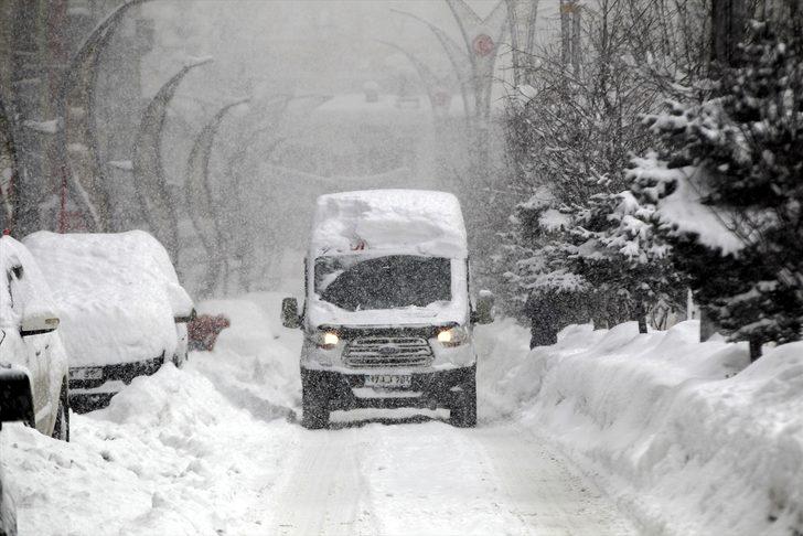 Cezayir Ümmet Meclisinde ara seçimleri iktidar partisi kazandı G5