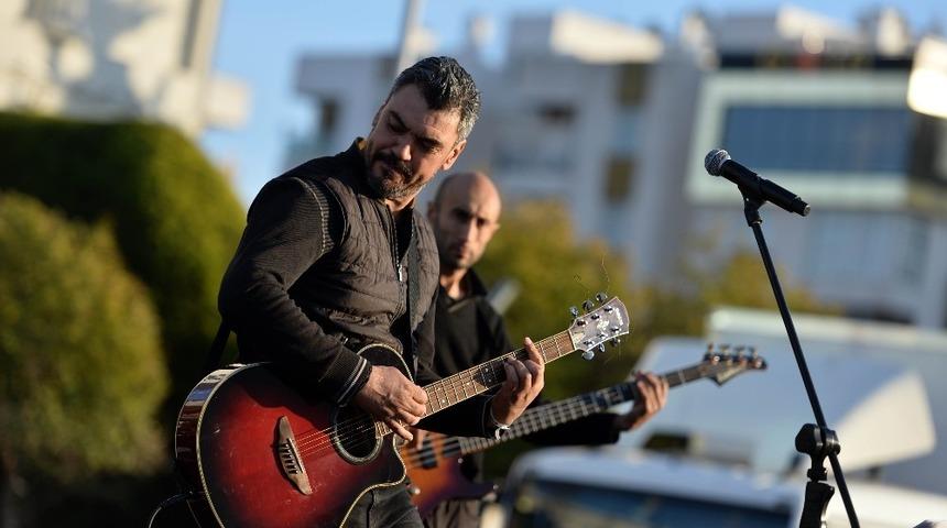 2018&rsquo;e nostaljik şarkılarla veda