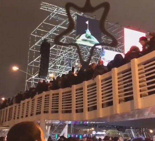 Moskova'da yeni yıl kutlaması sırasında köprü çöktü: 13 yaralı