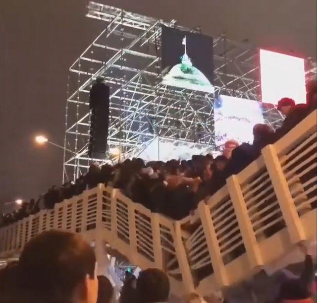 Moskova'da yeni yıl kutlaması sırasında köprü çöktü: 13 yaralı