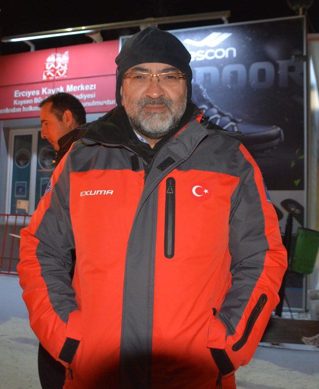 Erciyes'te 2019 hedefi kayakçı sayısını 2 katına çıkarmak
