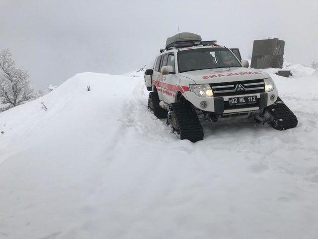 Paletli ambulansla, hasta çocuğa 1 saatte ulaştılar